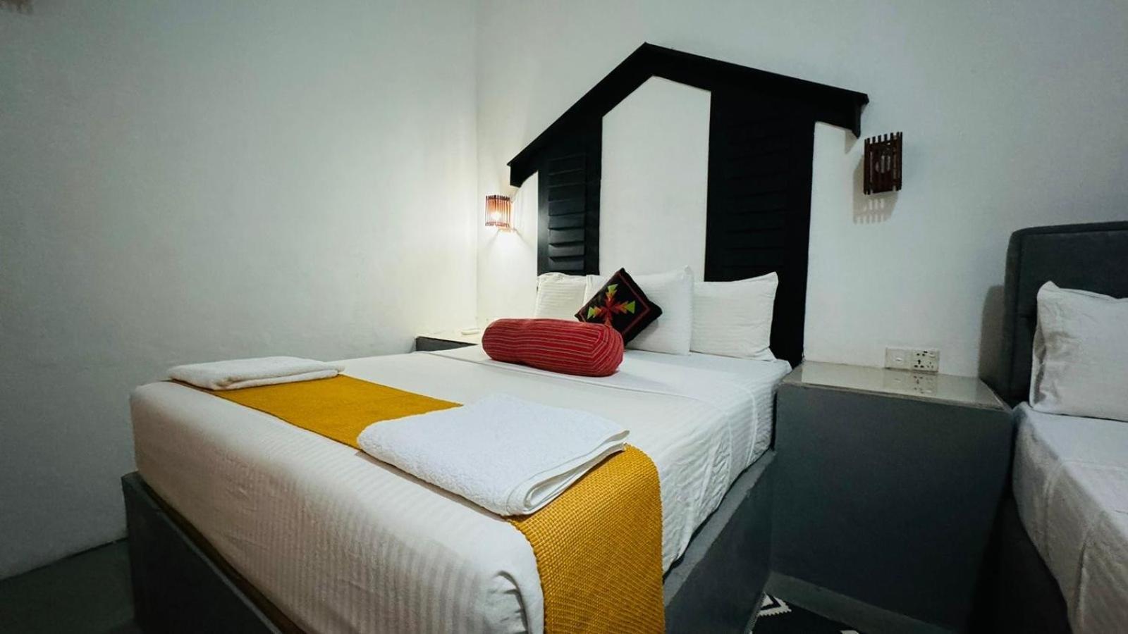Sunshine Resort & Spa Sigiriya Bagian luar foto