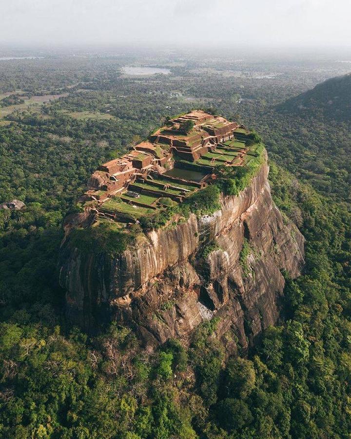 Sunshine Resort & Spa Sigiriya Bagian luar foto